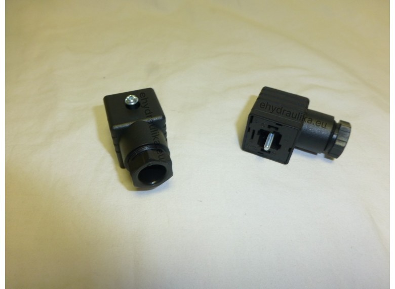 Elektrický konektor čierny